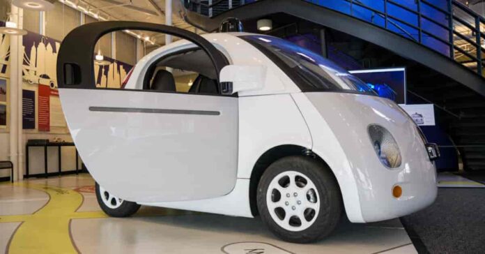 self driving car in hindi