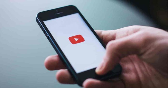 यूट्यूब पर सबसे ज्यादा सब्सक्राइबर किसके है