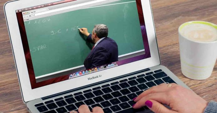 Online Course Kaise Banaye Online Course Kaise Banaye